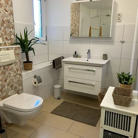 Fischbacher Waldidyll *